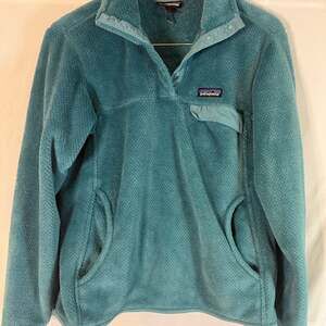 Patagonia Women's Re-Tool Snap-T Fleece Pullover in Teal